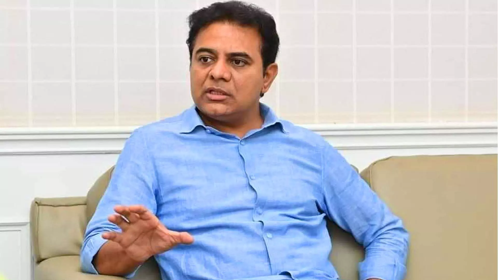 తెలంగాణ రాష్ట్రం కాంగ్రెస్ కి ఏటీఎంగా మారింది – కేటీఆర్ తెలంగాణ రాష్ట్రం కాంగ్రెస్ కి ఏటీఎంగా మారింది – కేటీఆర్