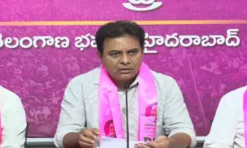 రేవంత్ రెడ్డి తెలంగాణకు పట్టిన దెయ్యం... కేటీఆర్ రేవంత్ రెడ్డి తెలంగాణకు పట్టిన దెయ్యం... కేటీఆర్