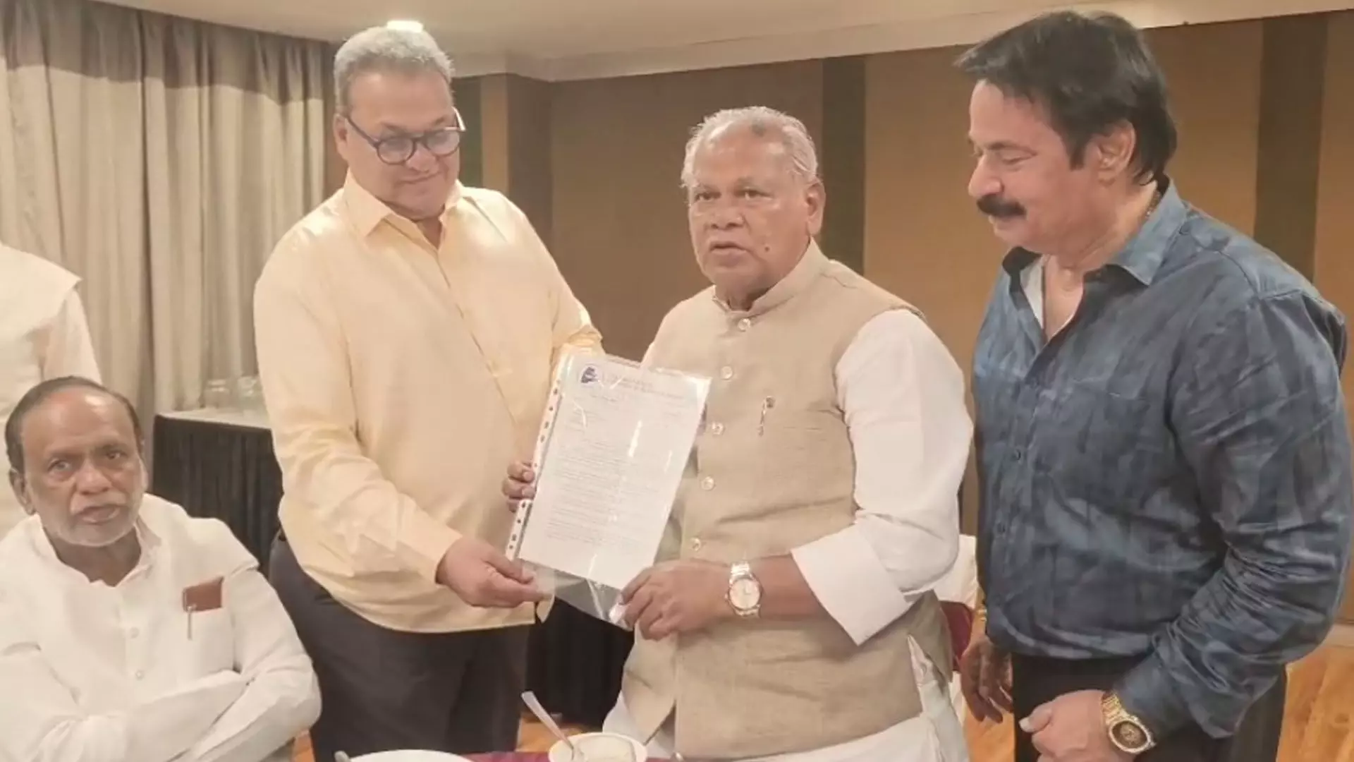 ఎమ్ఎస్ఎమ్ఇ ట్రేడర్స్ సమస్యలు పరిష్కరిస్తా... ఎమ్ఎస్ఎమ్ఇ ట్రేడర్స్ సమస్యలు పరిష్కరిస్తా...