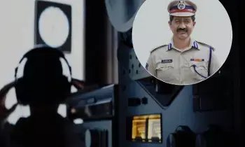 ఫోన్ ట్యాపింగ్ కేసులో ప్రభాకర్రావుకు ముందు నుయ్యి - వెనుక గొయ్యి ఫోన్ ట్యాపింగ్ కేసులో ప్రభాకర్రావుకు ముందు నుయ్యి - వెనుక గొయ్యి
