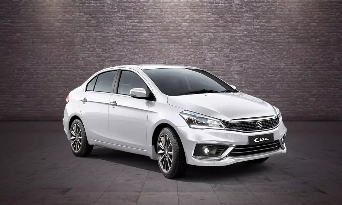 Maruti Ciaz: డిస్కౌంట్లు ఇచ్చినా కొనేదిక్కులేదు.. మేలో అమ్ముడుపోయినవి కేవలం 458 యూనిట్లే Maruti Ciaz: డిస్కౌంట్లు ఇచ్చినా కొనేదిక్కులేదు.. మేలో అమ్ముడుపోయినవి కేవలం 458 యూనిట్లే