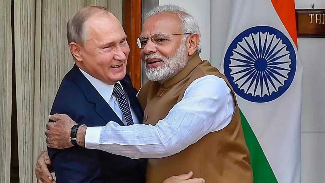 India Russia Oil: ఆ 9 దేశాలకు నిద్రపట్టకుండా చేస్తున్న భారత్ - రష్యా స్నేహబంధం India Russia Oil: ఆ 9 దేశాలకు నిద్రపట్టకుండా చేస్తున్న భారత్ - రష్యా స్నేహబంధం