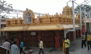 Devotional: ఓ వైపు నృసింహుడు.. మరో వైపు ఆంజనేయుడు.. కొండగట్టు విశేషాలు తెలుసుకోండి! Devotional: ఓ వైపు నృసింహుడు.. మరో వైపు ఆంజనేయుడు.. కొండగట్టు విశేషాలు తెలుసుకోండి!
