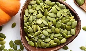 Health: గుమ్మడి గింజలు ఎక్కువగా తింటున్నారా..? తస్మాత్ జాగ్రత్త.. Health: గుమ్మడి గింజలు ఎక్కువగా తింటున్నారా..? తస్మాత్ జాగ్రత్త..