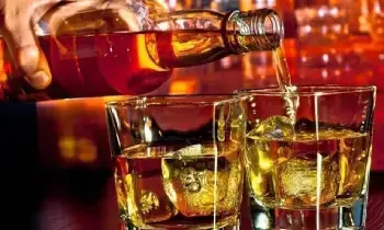 UP Excise Policy : యూపీకి కోట్లు కుమ్మరుస్తున్న మద్యం వ్యాపారం.. ఈ సారి లక్కీ డ్రాతో రికార్డు కలెక్షన్లు