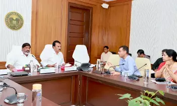 నిధుల సమీకరణ పై దృష్టి పెట్టండి నిధుల సమీకరణ పై దృష్టి పెట్టండి