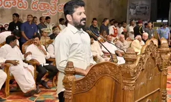 స్కూల్ బీజేపీ, కాలేజీ టీడీపీ, రాహుల్ గాంధీ వద్ద ఉద్యోగం - రేవంత్ ఆసక్తికర వ్యాఖ్యలు స్కూల్ బీజేపీ, కాలేజీ టీడీపీ, రాహుల్ గాంధీ వద్ద ఉద్యోగం - రేవంత్ ఆసక్తికర వ్యాఖ్యలు