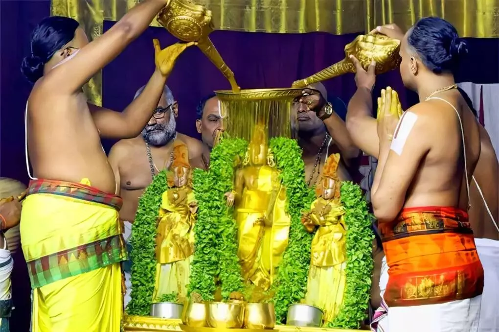 Tirumala:: శ్రీవారి ఆలయంలో శాస్త్రోక్తంగా జ్యేష్ఠాభిషేకం ప్రారంభం Tirumala:: శ్రీవారి ఆలయంలో శాస్త్రోక్తంగా జ్యేష్ఠాభిషేకం ప్రారంభం