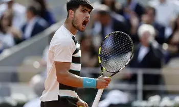 Tennis: టెన్నిస్ చరిత్రలోనే తొలిసారి..ఎవరీ అల్కరాజ్..? Tennis: టెన్నిస్ చరిత్రలోనే తొలిసారి..ఎవరీ అల్కరాజ్..?