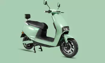 Electric Scooters : లైట్ వెయిట్, అదిరిపోయే రేంజ్.. మహిళల కోసం రూ.62వేల లోపు బెస్ట్ ఎలక్ట్రిక్ స్కూటర్లు ఇవే