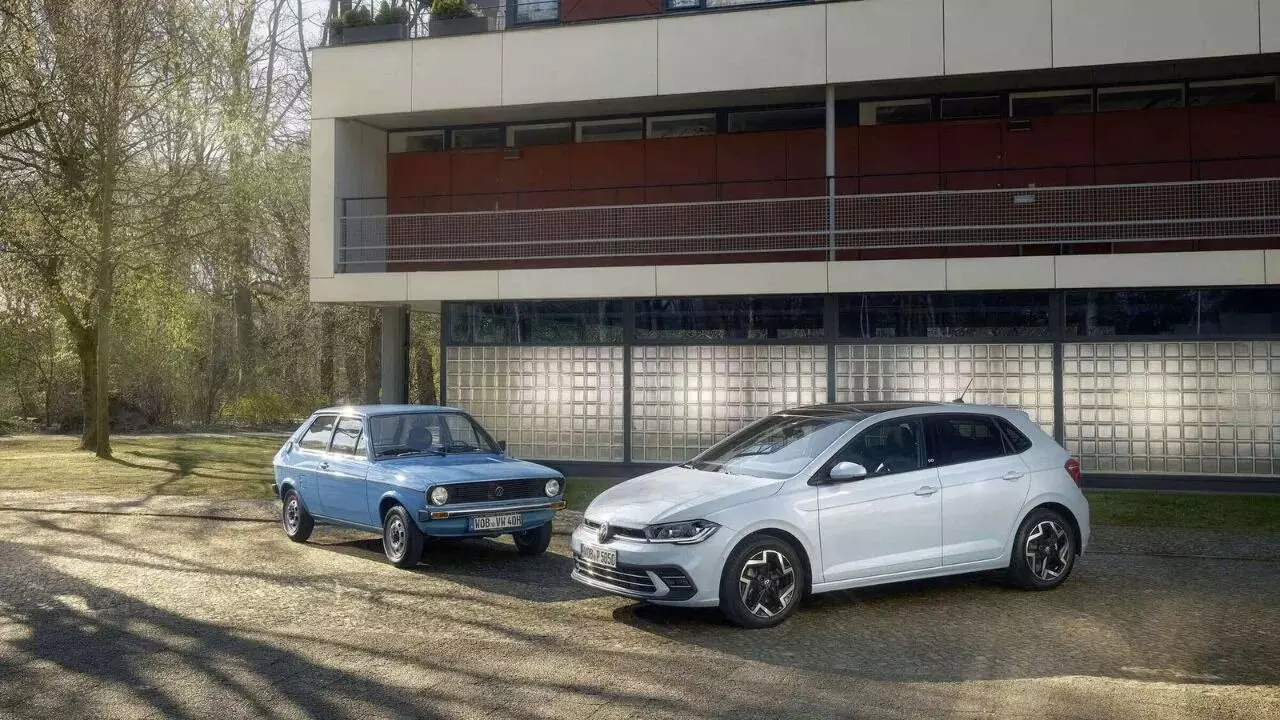 Volkswagen Polo : వోక్స్వ్యాగన్ సెన్సేషన్.. అదరగొట్టే లుక్ తో చవకైన కారు Volkswagen Polo : వోక్స్వ్యాగన్ సెన్సేషన్.. అదరగొట్టే లుక్ తో చవకైన కారు