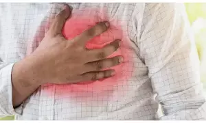 Heart Problems: ఈ లక్షణాలను పట్టించుకోకపోతే గుండె సమస్యలు ఖాయం Heart Problems: ఈ లక్షణాలను పట్టించుకోకపోతే గుండె సమస్యలు ఖాయం