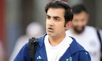 Gambhir: తల్లికి గుండెపోటు.. ఇండియాకు గంభీర్ Gambhir: తల్లికి గుండెపోటు.. ఇండియాకు గంభీర్