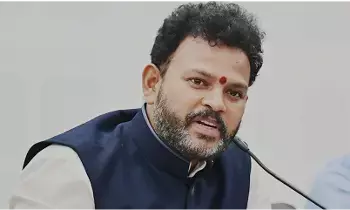 విమాన ప్రమాదంపై కేంద్రమంత్రి రామ్మోహన్ నాయుడు భావోద్వేగం విమాన ప్రమాదంపై కేంద్రమంత్రి రామ్మోహన్ నాయుడు భావోద్వేగం