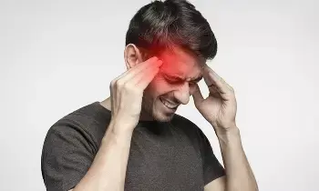Headache: తలనొప్పితో బాధపడుతున్నారా..? ఈ చిట్కాలతో చెక్ చెప్పండి Headache: తలనొప్పితో బాధపడుతున్నారా..? ఈ చిట్కాలతో చెక్ చెప్పండి