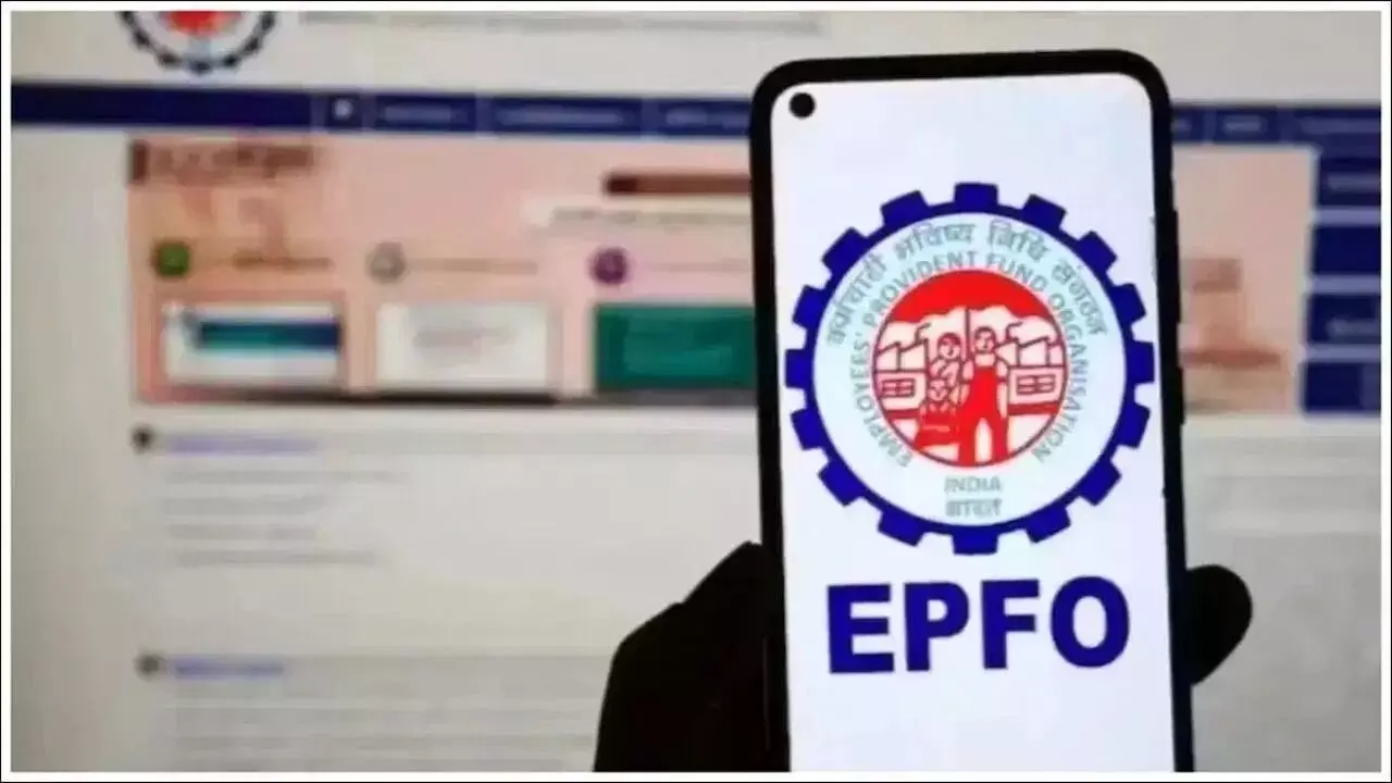 EPFO : అలర్ట్.. వెంటనే ఈ పని చేయకపోతే మీ పీఎఫ్ డబ్బులు చిక్కుకుపోతాయి EPFO : అలర్ట్.. వెంటనే ఈ పని చేయకపోతే మీ పీఎఫ్ డబ్బులు చిక్కుకుపోతాయి