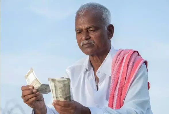 Rythu Bharosa Funds: రైతులు బ్యాంకు ఖాతాల్లోకి రైతు భరోసా నిధులు. Rythu Bharosa Funds: రైతులు బ్యాంకు ఖాతాల్లోకి రైతు భరోసా నిధులు.