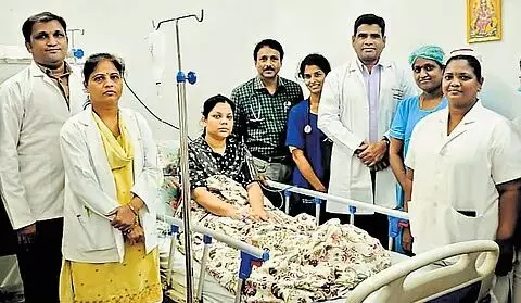 Pamela Satpathy: కలెక్టర్ కు సర్కారు దవాఖానలో ట్రీట్ మెంట్ Pamela Satpathy: కలెక్టర్ కు సర్కారు దవాఖానలో ట్రీట్ మెంట్