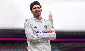 Gill: డ్యుయల్ రోల్ గిల్ హిట్టవుతాడా? Gill: డ్యుయల్ రోల్ గిల్ హిట్టవుతాడా?