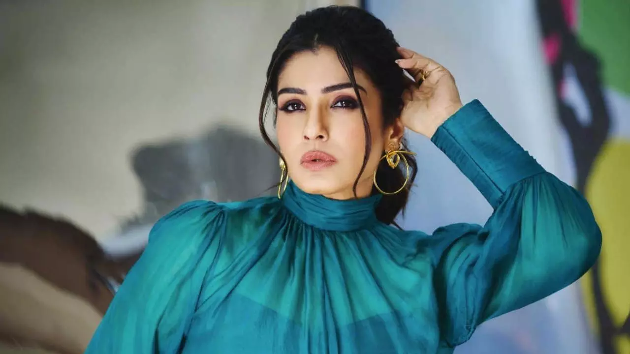 Raveena: అది ఎప్పటికీ మర్చి పోలేని గాయం..రవీనా ఎమోషనల్ పోస్ట్.. Raveena: అది ఎప్పటికీ మర్చి పోలేని గాయం..రవీనా ఎమోషనల్ పోస్ట్..