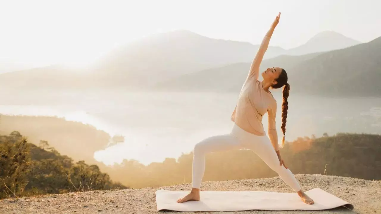 Yoga: మొదటిసారి యోగా చేస్తున్నారా? ఈ విషయాలను అస్సలు మర్చిపోవద్దు Yoga: మొదటిసారి యోగా చేస్తున్నారా? ఈ విషయాలను అస్సలు మర్చిపోవద్దు