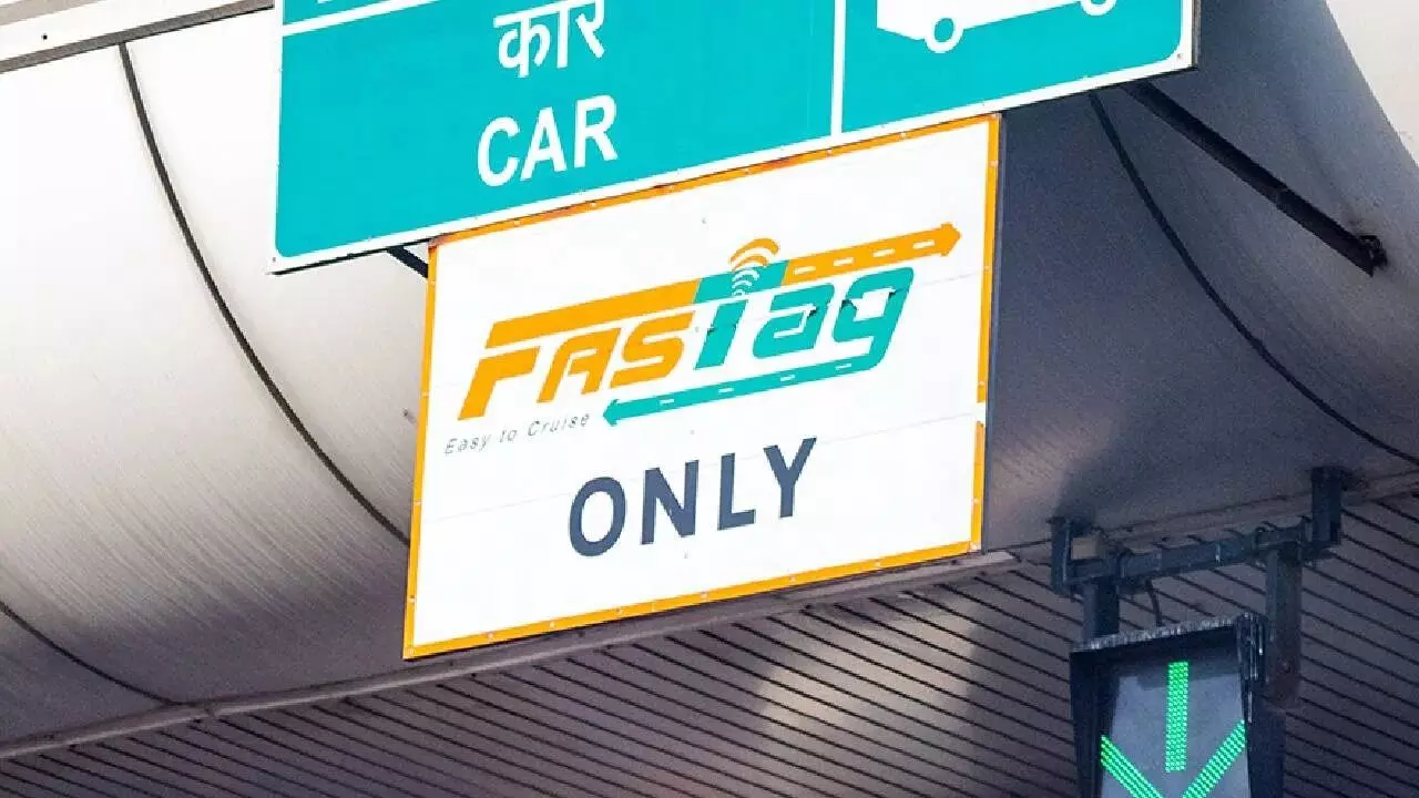 FASTag : ఫాస్టాగ్ కొత్త యాన్యువల్ పాస్.. రూ. 3,000తో ఏడాది పాటు ప్రయాణం FASTag : ఫాస్టాగ్ కొత్త యాన్యువల్ పాస్.. రూ. 3,000తో ఏడాది పాటు ప్రయాణం
