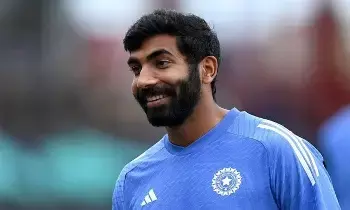 Jasprit Bumrah: టీమిండియా కెప్టెన్సీ ఇస్తానంటే నేనే వద్దన్నా... Jasprit Bumrah: టీమిండియా కెప్టెన్సీ ఇస్తానంటే నేనే వద్దన్నా...