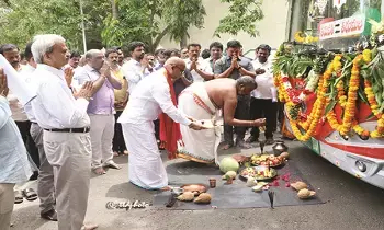 తిరుమ‌ల‌లో ఏపీఎస్ఆర్టీసీ బ‌స్సుల ఉచిత ట్రిప్పులు