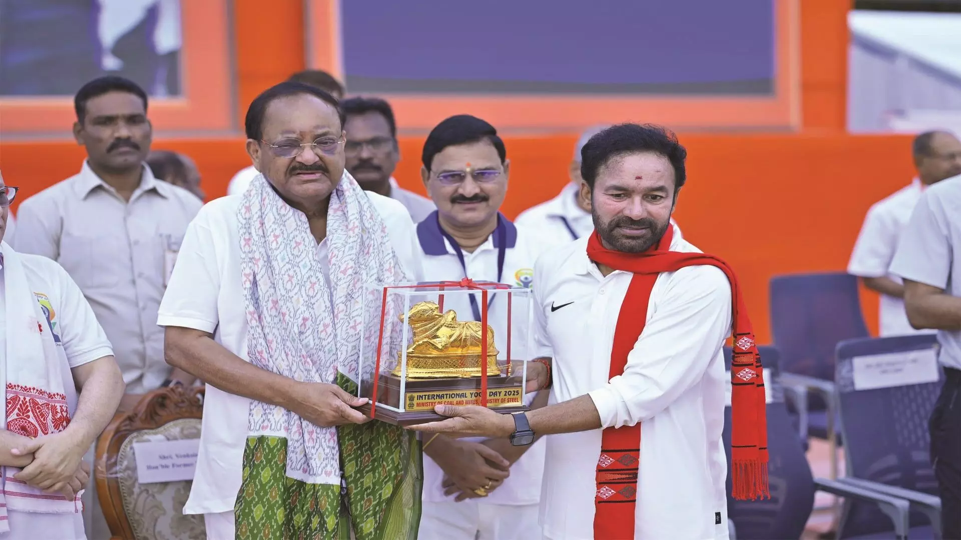 ప్రపంచానికి ప్రధాని మోడీ అందించిన కానుక యోగా ప్రపంచానికి ప్రధాని మోడీ అందించిన కానుక యోగా