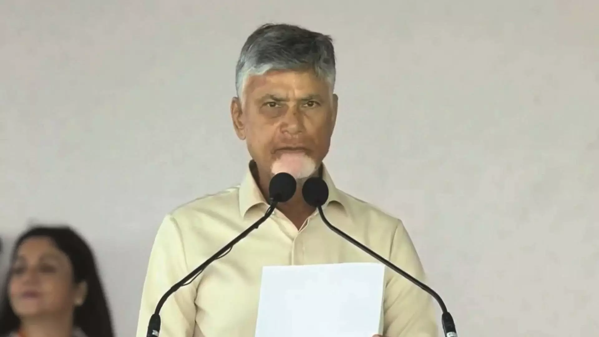 శారీరక- మానసిక ఆరోగ్యానికి మార్గం యోగా శారీరక- మానసిక ఆరోగ్యానికి మార్గం యోగా