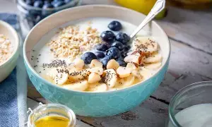 Bananas with Tiffin: టిఫిన్ తో పాటు అరటిపండ్లు తినొచ్చా? ఏవేవి కలిపి తినొద్దు.. Bananas with Tiffin: టిఫిన్ తో పాటు అరటిపండ్లు తినొచ్చా? ఏవేవి కలిపి తినొద్దు..