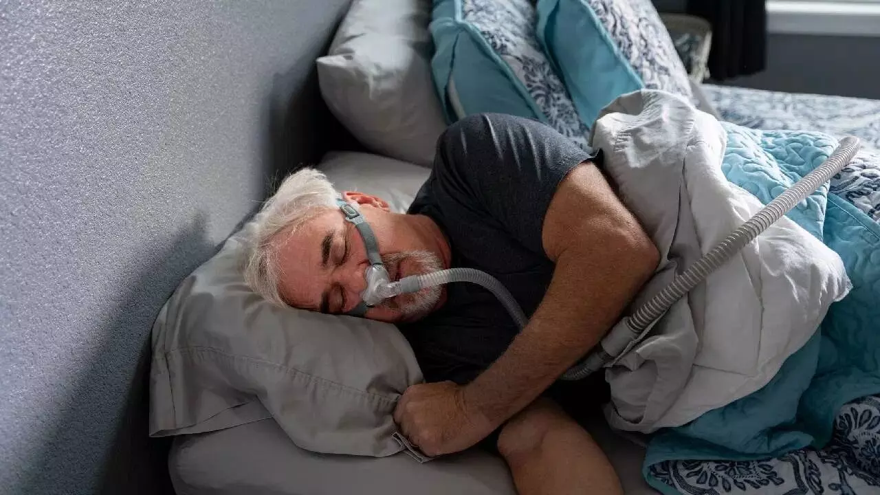 Loud Snoring: రాత్రిపూట గ‌ట్టిగా గురక పెడుతున్నారా? కార‌ణ‌మిదే..