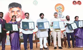 హమీలు పొలిటికల్ గవర్నన్స్ ద్వారా అమలు చేస్తాం - చంద్రబాబు హమీలు పొలిటికల్ గవర్నన్స్ ద్వారా అమలు చేస్తాం - చంద్రబాబు