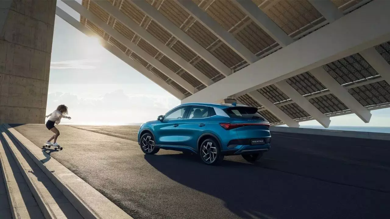 BYD Atto 3 : రోజుకు 700+ అట్టో 3 కార్ల అమ్మకాలతో ఈవీ మార్కెట్‌లో కింగ్‌ అనిపించుకున్న BYD