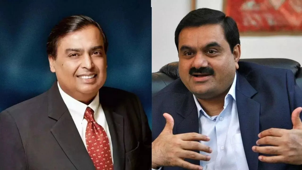 Adani Ambani Deal : చేతులు కలిపిన అదానీ - అంబానీ.. ఇక పెట్రోల్ బంకులో గ్యాస్, గ్యాస్ బంకులో పెట్రోల్