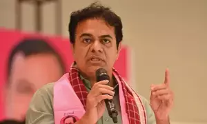 మాపై దుష్ప్రచారం చేస్తున్న వారపై చట్టపరమైన చర్యలు తప్పవు – కేటీఆర్ మాపై దుష్ప్రచారం చేస్తున్న వారపై చట్టపరమైన చర్యలు తప్పవు – కేటీఆర్