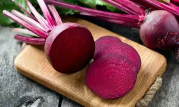 Beetroot: బీట్రూట్ తినడం వల్ల కలిగే ప్రయోజనాలు తెలిస్తే మిస్ అవ్వరు! Beetroot: బీట్రూట్ తినడం వల్ల కలిగే ప్రయోజనాలు తెలిస్తే మిస్ అవ్వరు!