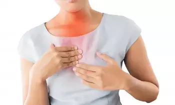 Burning Sensation in Chest: గుండెల్లో మంటను లైట్ తీసుకుంటున్నారా..? తస్మాత్ జాగ్రత్త.. Burning Sensation in Chest: గుండెల్లో మంటను లైట్ తీసుకుంటున్నారా..? తస్మాత్ జాగ్రత్త..