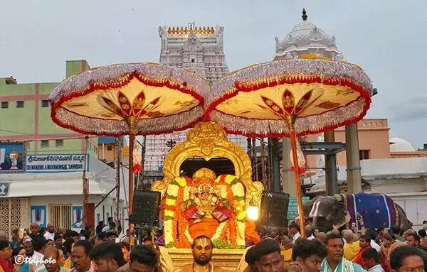 Sri Govindaraja Swamy Temple: శ్రీ గోవిందరాజస్వామివారి ఆలయంలో పుష్పయాగానికి శాస్త్రోక్తంగా అంకురార్పణ Sri Govindaraja Swamy Temple: శ్రీ గోవిందరాజస్వామివారి ఆలయంలో పుష్పయాగానికి శాస్త్రోక్తంగా అంకురార్పణ
