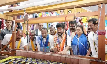నేతన్నలకు సర్కార్ గుడ్ న్యూస్ నేతన్నలకు సర్కార్ గుడ్ న్యూస్