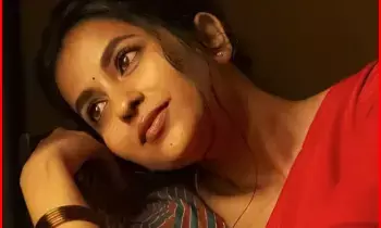 అవాస్తవాల్ని నమ్మకండి - ‘శశివదనే’ హీరోయిన్ కోమలి ప్రసాద్ అవాస్తవాల్ని నమ్మకండి - ‘శశివదనే’ హీరోయిన్ కోమలి ప్రసాద్