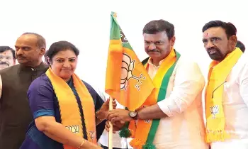 మాధవ్కు సవాళ్ళ స్వాగతం మాధవ్కు సవాళ్ళ స్వాగతం