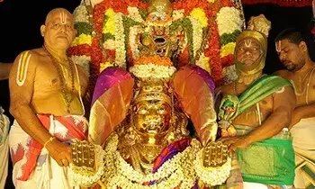 Sri Kalyana Venkateswara Swamy: గరుడ వాహనంపై శ్రీ కల్యాణ వేంకటేశ్వరుడు Sri Kalyana Venkateswara Swamy: గరుడ వాహనంపై శ్రీ కల్యాణ వేంకటేశ్వరుడు