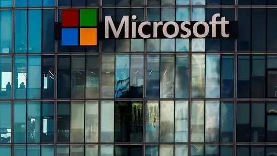 Microsoft : మరోసారి భారీ తొలగింపులకు సిద్ధమైన మైక్రోసాఫ్ట్.. ఈ సారి 9100మంది పై వేటు Microsoft : మరోసారి భారీ తొలగింపులకు సిద్ధమైన మైక్రోసాఫ్ట్.. ఈ సారి 9100మంది పై వేటు