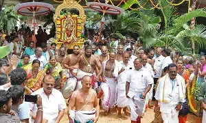 Parveti Utsavam: తిరమలలో ఘనంగా పార్వేట ఉత్సవం Parveti Utsavam: తిరమలలో ఘనంగా పార్వేట ఉత్సవం