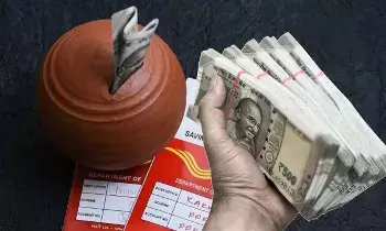 Post Office : సీనియర్ సిటిజన్స్‌కు బంపర్ ఆఫర్.. పోస్టాఫీసులో ఈ పథకంలో డబ్బులు పెడితే అధిక వడ్డీ, పన్ను రాయితీ