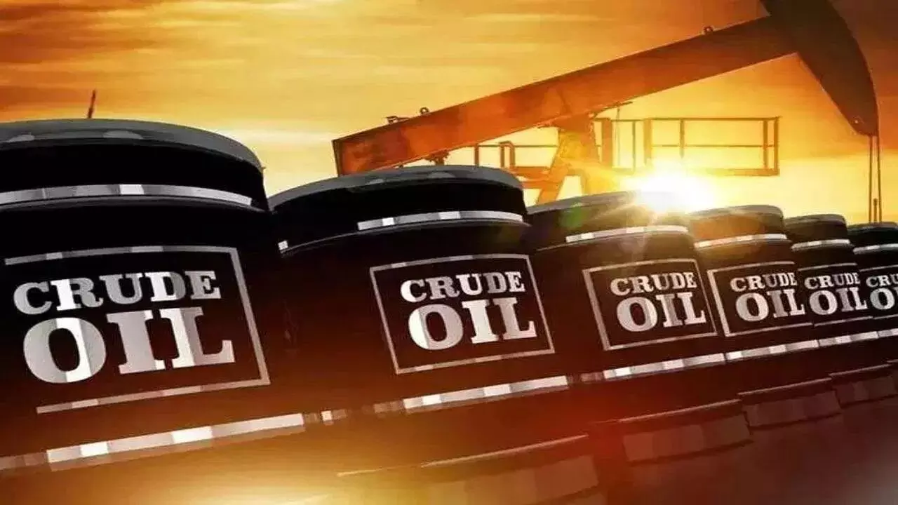 Crude Oil : ప్రపంచంలో ఎక్కువ చమురు నిల్వలు ఇక్కడేనట.. సౌదీ కూడా దీని వెనుకే Crude Oil : ప్రపంచంలో ఎక్కువ చమురు నిల్వలు ఇక్కడేనట.. సౌదీ కూడా దీని వెనుకే