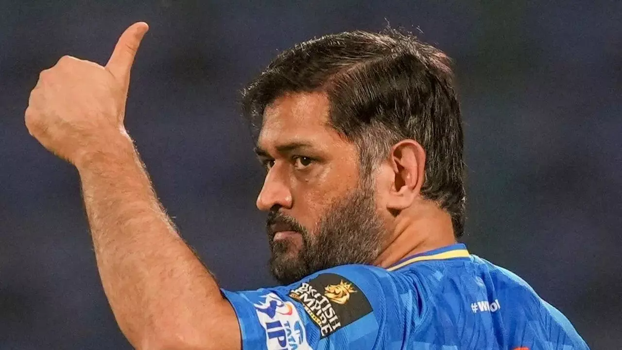 Mahendra Singh Dhoni : క్రికెట్లోనే కాదు బిజినెస్ లోనూ భారీగా సంపాదిస్తున్న కెప్టెన్ కూల్ ధోనీ Mahendra Singh Dhoni : క్రికెట్లోనే కాదు బిజినెస్ లోనూ భారీగా సంపాదిస్తున్న కెప్టెన్ కూల్ ధోనీ