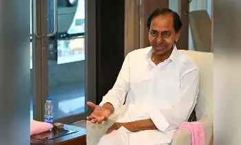కెసిఆర్ ఆస్పత్రి నుంచి డిశ్చార్జి కెసిఆర్ ఆస్పత్రి నుంచి డిశ్చార్జి