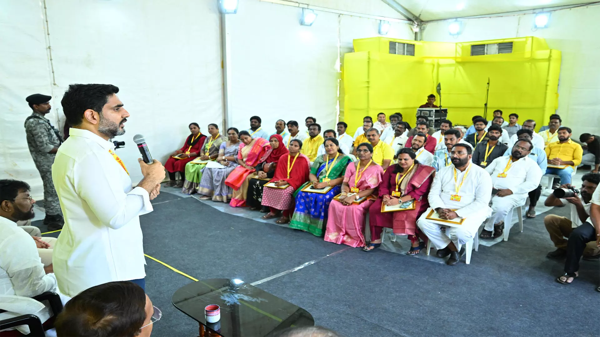 TDP MEETING : నెలాఖరులోగా మార్కెట్, దేవాలయాల కమిటీలను భర్తీచేస్తాం TDP MEETING : నెలాఖరులోగా మార్కెట్, దేవాలయాల కమిటీలను భర్తీచేస్తాం